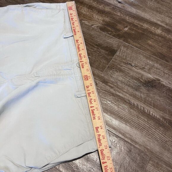 Tommy Bahama Shorts Mens 42 Tan Chino Bermuda Flat Front Stretch Casual Beach 8” - Picture 6 of 6